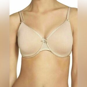 Chantelle C Magnifique Seamless Contour Spacer Minimizer Bra in Black Size 34DDD